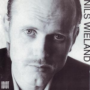 ดาวน์โหลดและฟังเพลง Hold on to You พร้อมเนื้อเพลงจาก Nils Wieland
