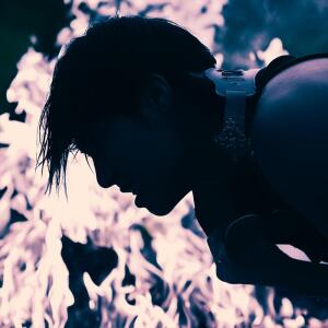 收聽Teddy Fan的鍊鋼歌詞歌曲