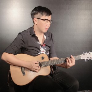 Listen to 梦中的告白 (伴奏) song with lyrics from 陈俊宇