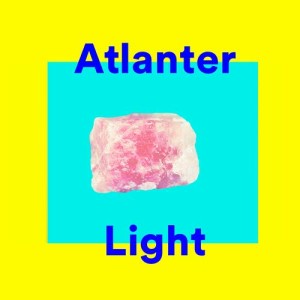 ดาวน์โหลดและฟังเพลง Light พร้อมเนื้อเพลงจาก Atlanter