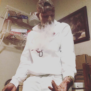 Listen to Feelin Me (Explicit) song with lyrics from Chuzen
