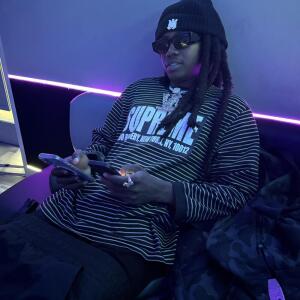 default playlist img