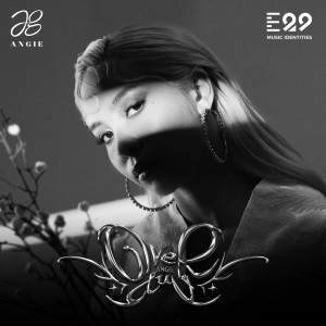 收听Angie的OverLuv歌词歌曲