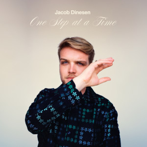 ดาวน์โหลดและฟังเพลง Broken พร้อมเนื้อเพลงจาก Jacob Dinesen