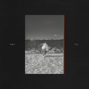 ดาวน์โหลดและฟังเพลง Play พร้อมเนื้อเพลงจาก Bakar