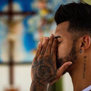 收听Jorge Paulo的Mega Church歌词歌曲