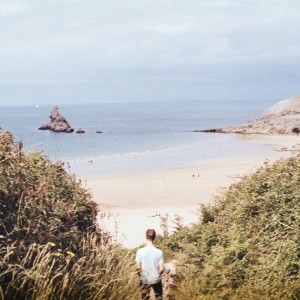 ดาวน์โหลดและฟังเพลง Whatever Is Will Be พร้อมเนื้อเพลงจาก Goldmund