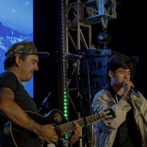 default playlist img