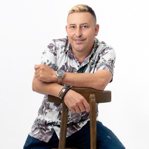 收聽VÍCTOR PUERTA的Chicha, Calabaza y Miel (feat. MARCO TULIO PATIÑO & GABRIEL LONDOÑO)歌詞歌曲