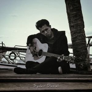 收聽SYAKIR DANIEL的Bungong Lon Sayang (Acoustic)歌詞歌曲