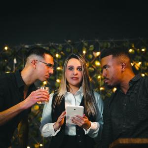 收聽Paola Lo的Merengue Vegano歌詞歌曲