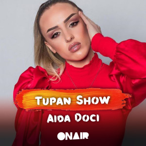 Dengarkan Tupan show lagu dari Aida dengan lirik