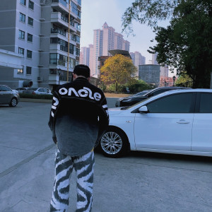 收听杨广西80proof的Peaches (Originally performed by Justin Bieber) (杨广西80proof remix) (Remix)歌词歌曲