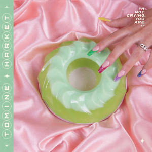 收聽Tomine Harket的Not Together, Together (Explicit)歌詞歌曲