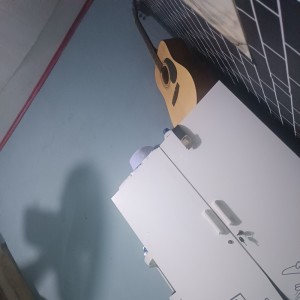 Dengarkan lagu Pesta pora nyanyian Mahmud dengan lirik