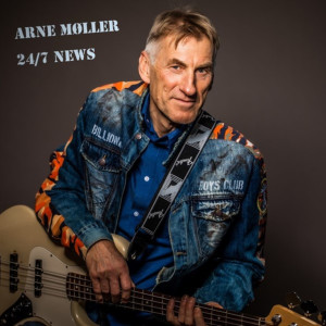 收聽Arne Møller的24/7 News歌詞歌曲