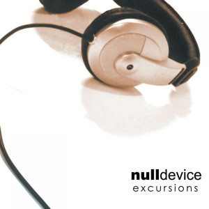 收聽Null Device的Racing歌詞歌曲