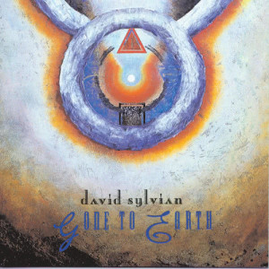 收聽David Sylvian的Silver Moon Over Sleeping Steeples (Remastered 2003)歌詞歌曲