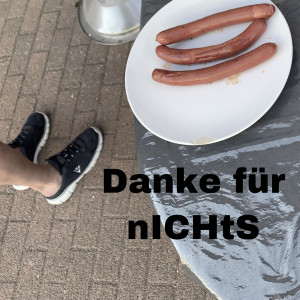 Dengarkan Die Furchtbare Drohung Des Glasköpfigen Kults (Hip Hop Mix) lagu dari The Ichs dengan lirik
