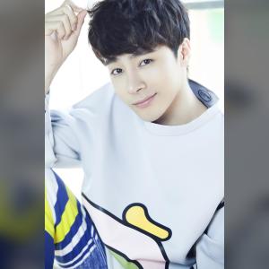 收聽宋孟君的九二七七歌詞歌曲