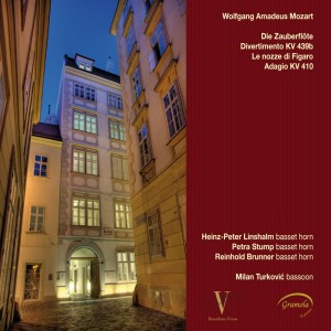 Heinz-Peter Linshalm的專輯Mozart: Die Zauberflöte - Divertimento KV 439b - Le nozze di Figaro - Adagio KV 410