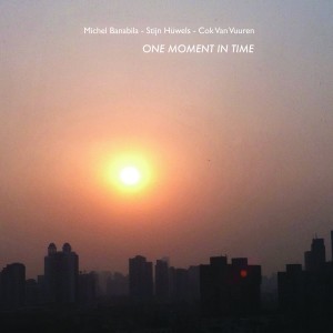 收聽Michel Banabila的One Moment In Time歌詞歌曲