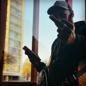 Listen to Dans la bre (Explicit) song with lyrics from Dissident