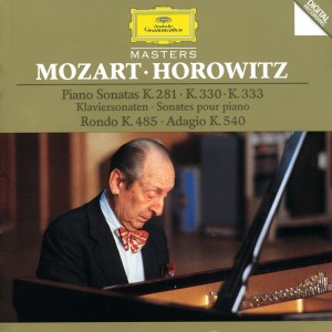 收聽Vladimir Horowitz的Rondo in D major, K.485歌詞歌曲