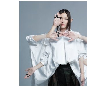 收聽方皓玟的UWILC歌詞歌曲
