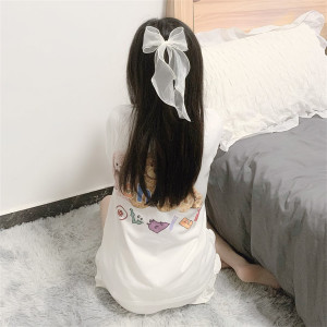 Listen to 落日与晚风 song with lyrics from 小阿哲