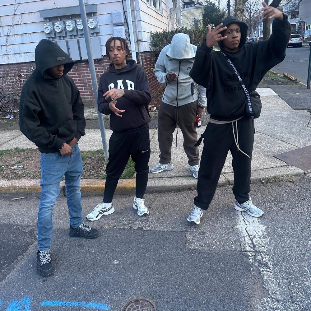 Who You Shoot (feat. 3k & G Lew) (Explicit)