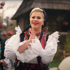 Listen to Te Rog Doamne Sa Imi Spui song with lyrics from Oana Tomoiaga