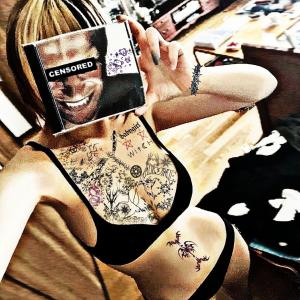 收聽LuvvSent的R$o Tales (feat. Xosfromhell) (Explicit)歌詞歌曲