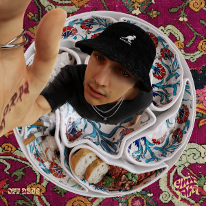 ดาวน์โหลดและฟังเพลง Off Days พร้อมเนื้อเพลงจาก Emir Taha