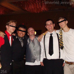 收聽Whitefeld Jennings的Relax (2012) (Explicit)歌詞歌曲