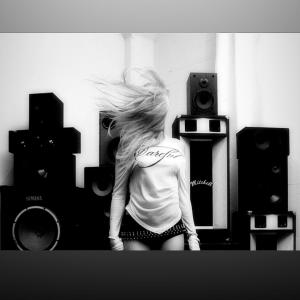 Bray的專輯BASS (Explicit)