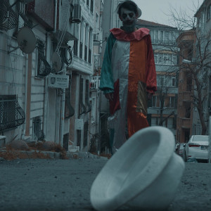Listen to Bari Sen Gel song with lyrics from KöLGE