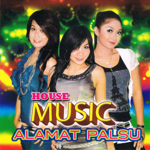 Listen to Semakin Sayang Semakin Kejam song with lyrics from Suliana