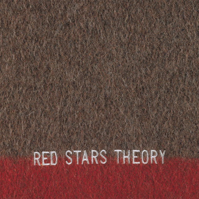 ดาวน์โหลดและฟังเพลง Boring Ghosts พร้อมเนื้อเพลงจาก Red Stars Theory