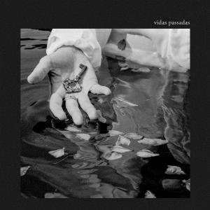 收聽Garrido的Vidas Passadas歌詞歌曲