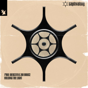 Paul Webster的專輯Holding The Light