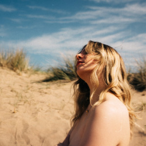 Rosie H Sullivan的專輯Only a Woman