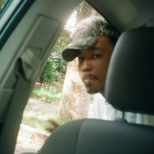 收聽Low.bō的Big Mike's歌詞歌曲