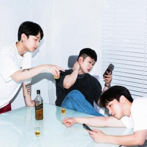 收聽원的Chit Chat (Explicit)歌詞歌曲