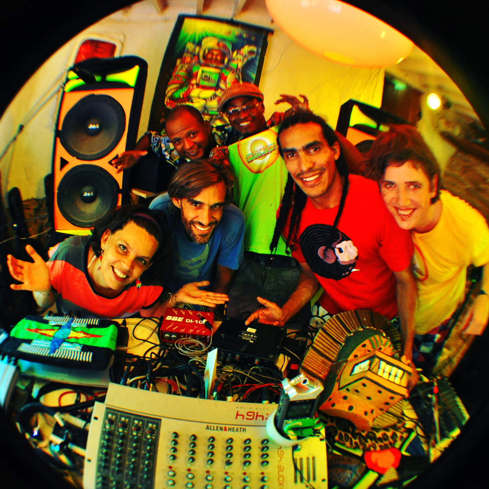 El Botón del Pantalón (Instrumental)