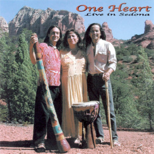 ดาวน์โหลดและฟังเพลง One Heart พร้อมเนื้อเพลงจาก One Heart