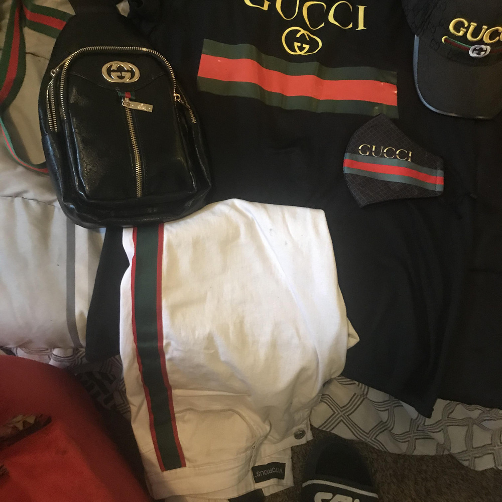 POLO GUCCI LOUIEEE (Explicit)