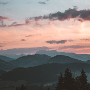 Dengarkan lagu Ordinary World (Cover) nyanyian Kae-Dama dengan lirik