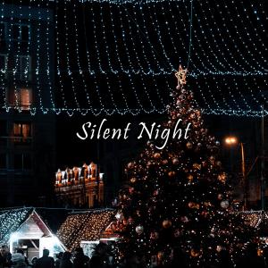 Silent Night dari Rohani Akustik