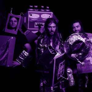 ดาวน์โหลดและฟังเพลง Party Machine (Explicit) พร้อมเนื้อเพลงจาก The Bennies